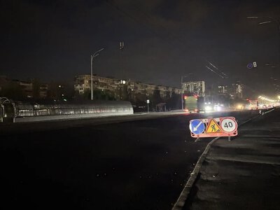 У Києві пролунав вибух, у мікрорайонах почало зникати світло
