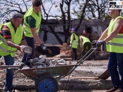 У Житомирі визначили 20 видів суспільно корисних робіт — кому пропонують заробіток до 13 тисяч гривень