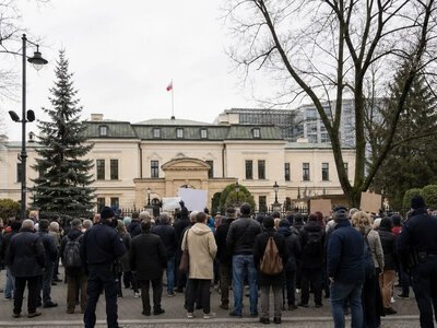 Менцен закликав президента Польщі скликати Раду національної безпеки — Interia