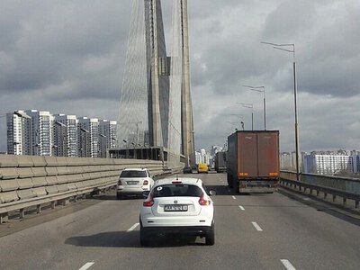 У Києві терміново будують нові мости через Дніпро: коли відкриють перші переправи