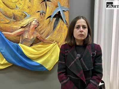 36 картин Сергія Носка представили у Житомирі: художник зник безвісти на фронті