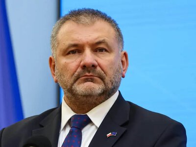 Генпрокурор Польщі закликав розслідувати дії Навроцького після прориву до Конституційного трибуналу