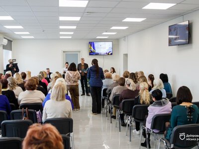 У Дніпрі відзначили працівників соціальної сфери нагородами