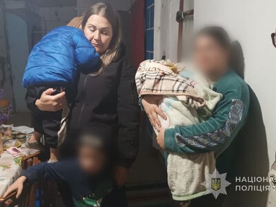 На Одещині трьох дітей забрали від матері: у будинку не було їжі, жінка була п’яною