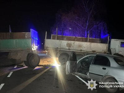 У Миргородському районі КамАЗ зіткнувся з Daewoo Lanos: двоє загиблих