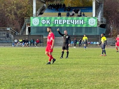 ​Драма на власному полі: ФК «Перечин» розгромно поступився сусідам у напруженому матчі (ФОТО)